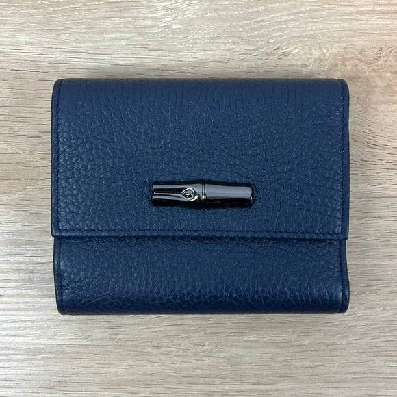 NEW NWOT Longchamp Roseau Essential Leather Navy Blue Trifold Wallet